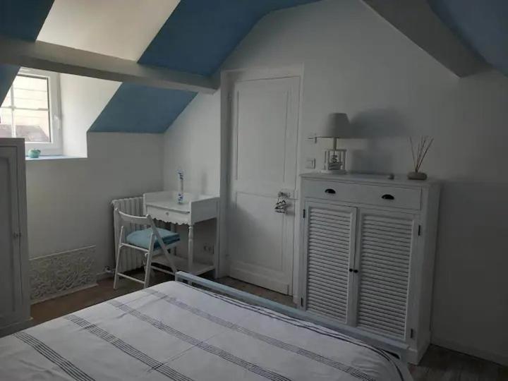 Chambre Bleue Avec Acces Plage Bourges Extérieur photo